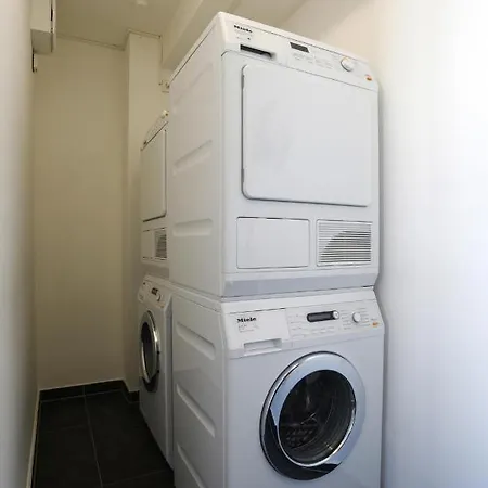 Apartment Stadtwohnung 4 *