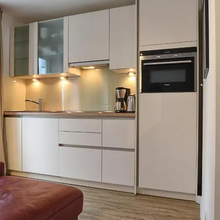 Apartment Stadtwohnung 4 *